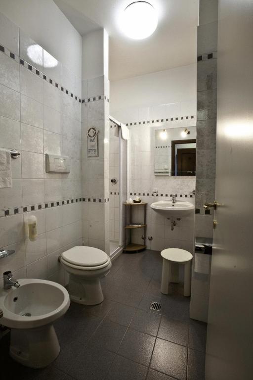 Hotel Nastro Azzurro Monguzzo Zimmer foto